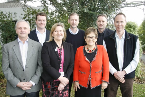 KiwiNet board members with Landcare Research representatives